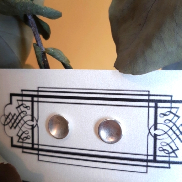 NEW 999 SILVER Domed Earrings - Picture 2 of 3